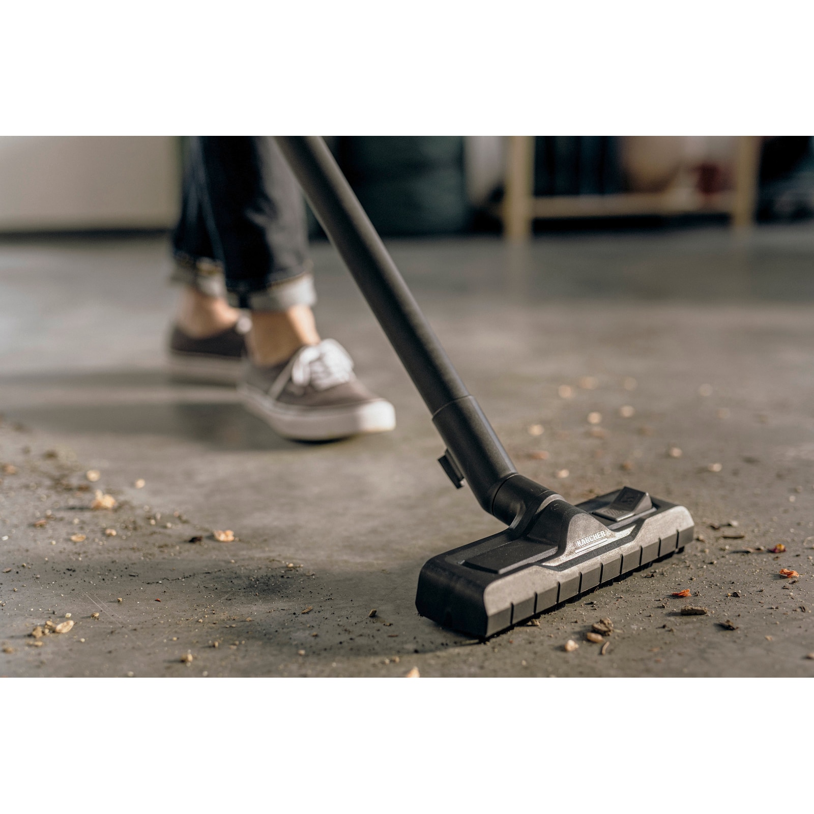 Aspirator Karcher WD 5V - 25/5/22, umed/uscat, recipient 25L, 1100W, Galben/Negru