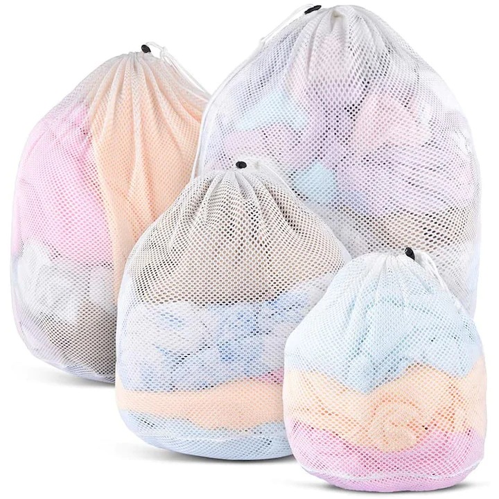 Set 4 saci marimi diferite pentru Protectie Haine si Lenjerie, RABY, Compatibil Masina de Spalat Rufe si Uscator Rufe, Material Textil Premium, Alb