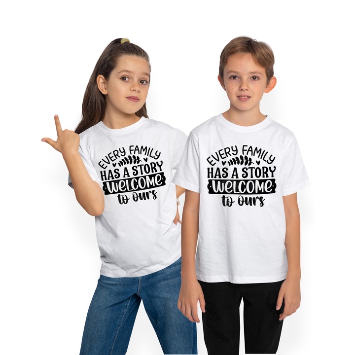 Tricou Copii cu inimioare si mesaj din care reiese ca orice familie are o poveste speciala, Alb