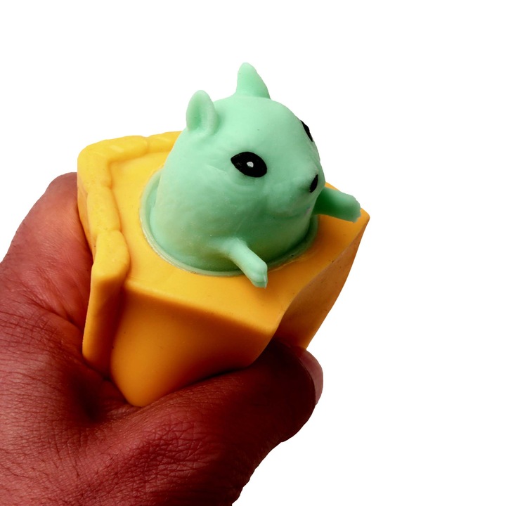 Figurina veverita in casa galbena, de silicon, antistres Jucarii, pentru copii, turcoaz, 6 cm, Dalimag