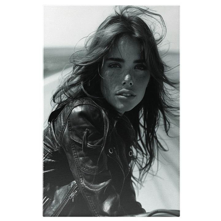 Tablou Canvas Tanara Mirela O Poza Din Trecut Ce Rascoleste Amintiri Placute si Neuitate, Pictura Digitala 60x40CM