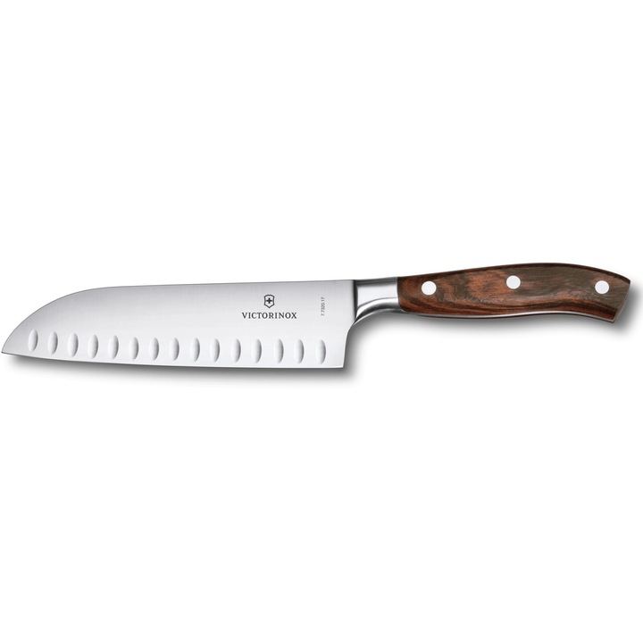 Cutit santoku Victorinox Grand Maitre Wood, forjat, lama cu caneluri 15 cm, maner lemn, cutie cadou