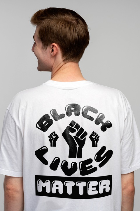 Мъжка тениска с надпис на английски "Black lives matter" - животът на чернокожите има значение с щампа на гърба, 100% памук, бяло, XS