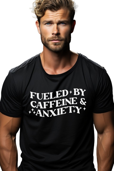 Мъжка тениска с надпис на английски "Fueled by caffeine & anxiety" - с щампа на лицето, 100% памук, черно, M