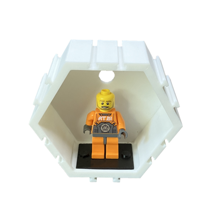 Suport Modular Hexagonal pentru figurine LEGO, 1 camera, suport perete, Plastic, Alb