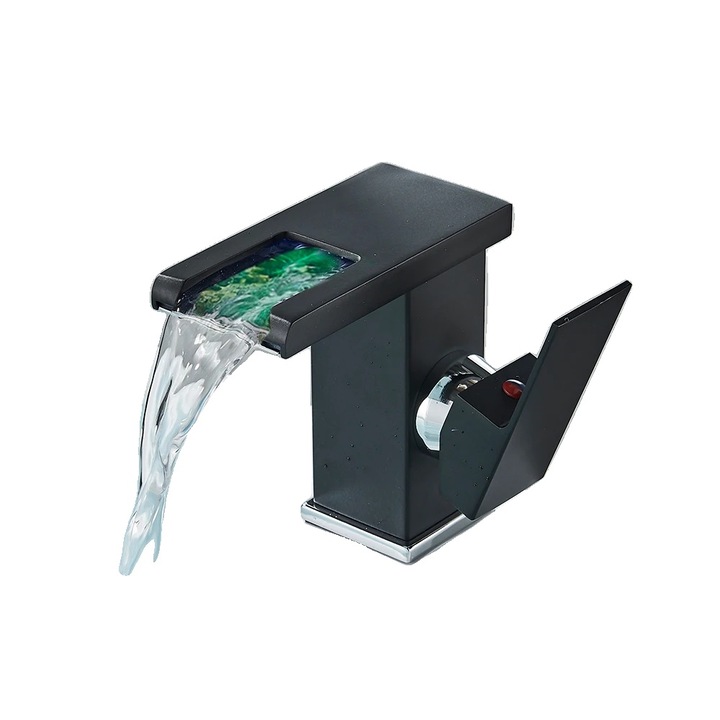 Fürdőszoba csaptelep LED-es hőmérsékletjelzővel, vízesés hatású, matt fekete