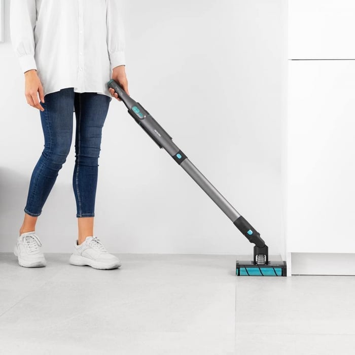 Matura electrica aspirator de mana 2 in1 Cecotec 2100 Twice Max 08413, perie dubla, 20 kPa, 210 W, 45 minute, accesorii incluse, negru