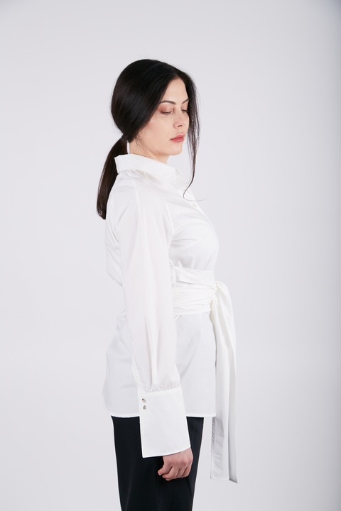 Övvel ellátott ing