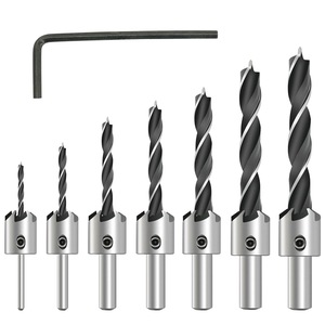 Seturi si accesorii pentru gaurit si insurubat