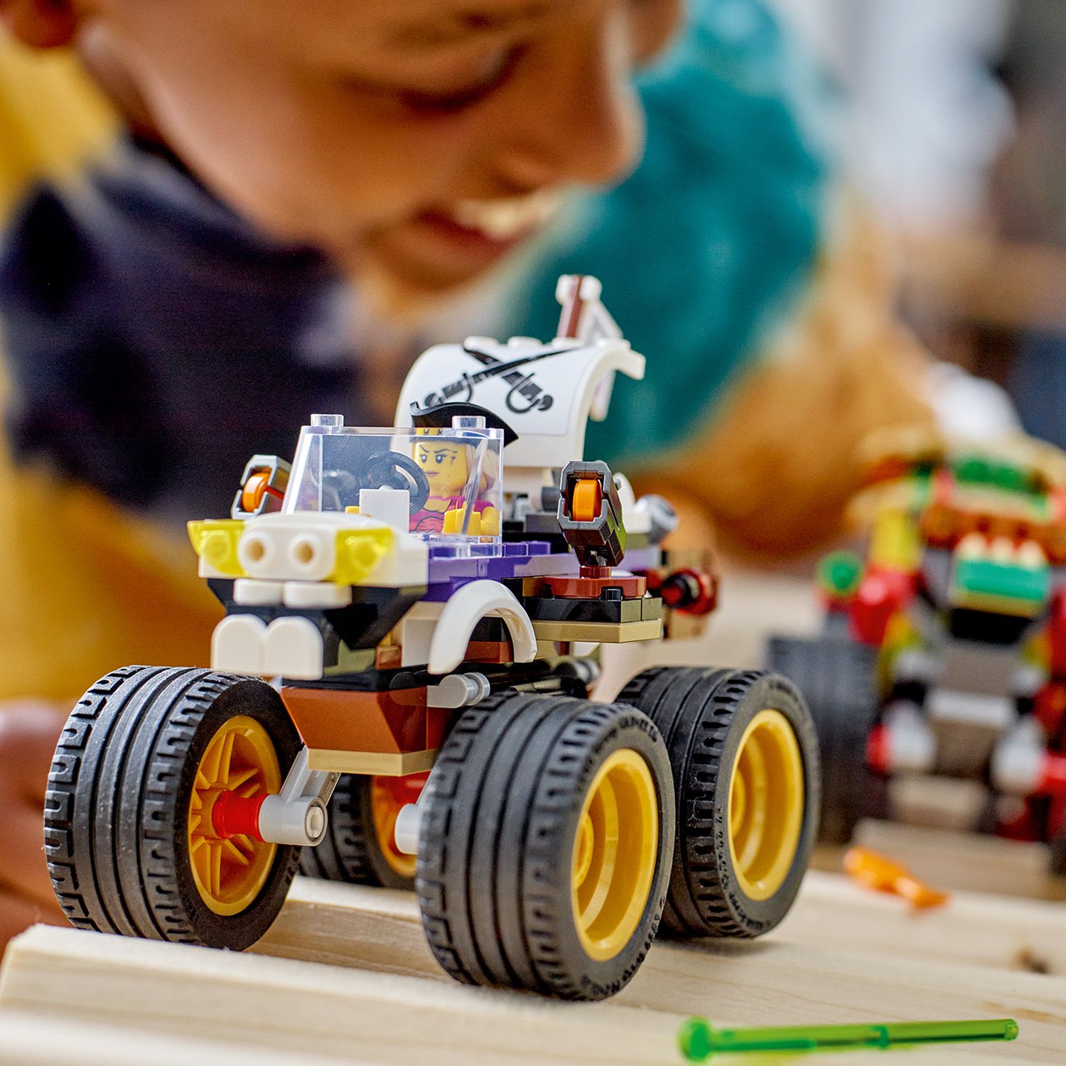 LEGO® CITY - Cursa cu monster truck-uri 60397, 301 piese - eMAG.ro
