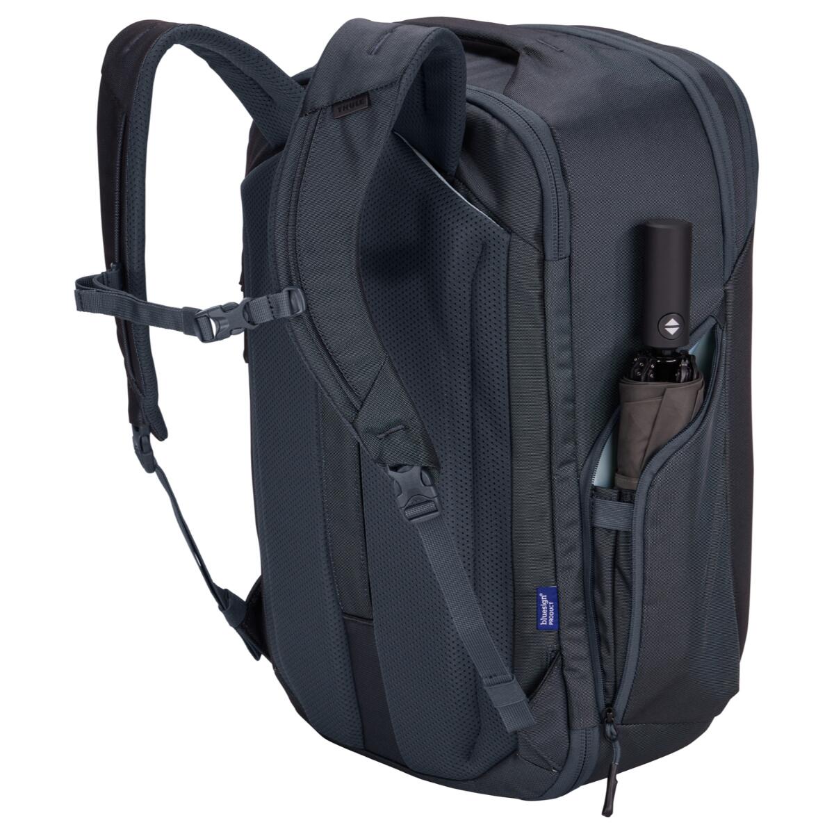 Rucsac de calatorie potrivit pentru un laptop 16" si o tableta de 12.9", 40 L, Negru