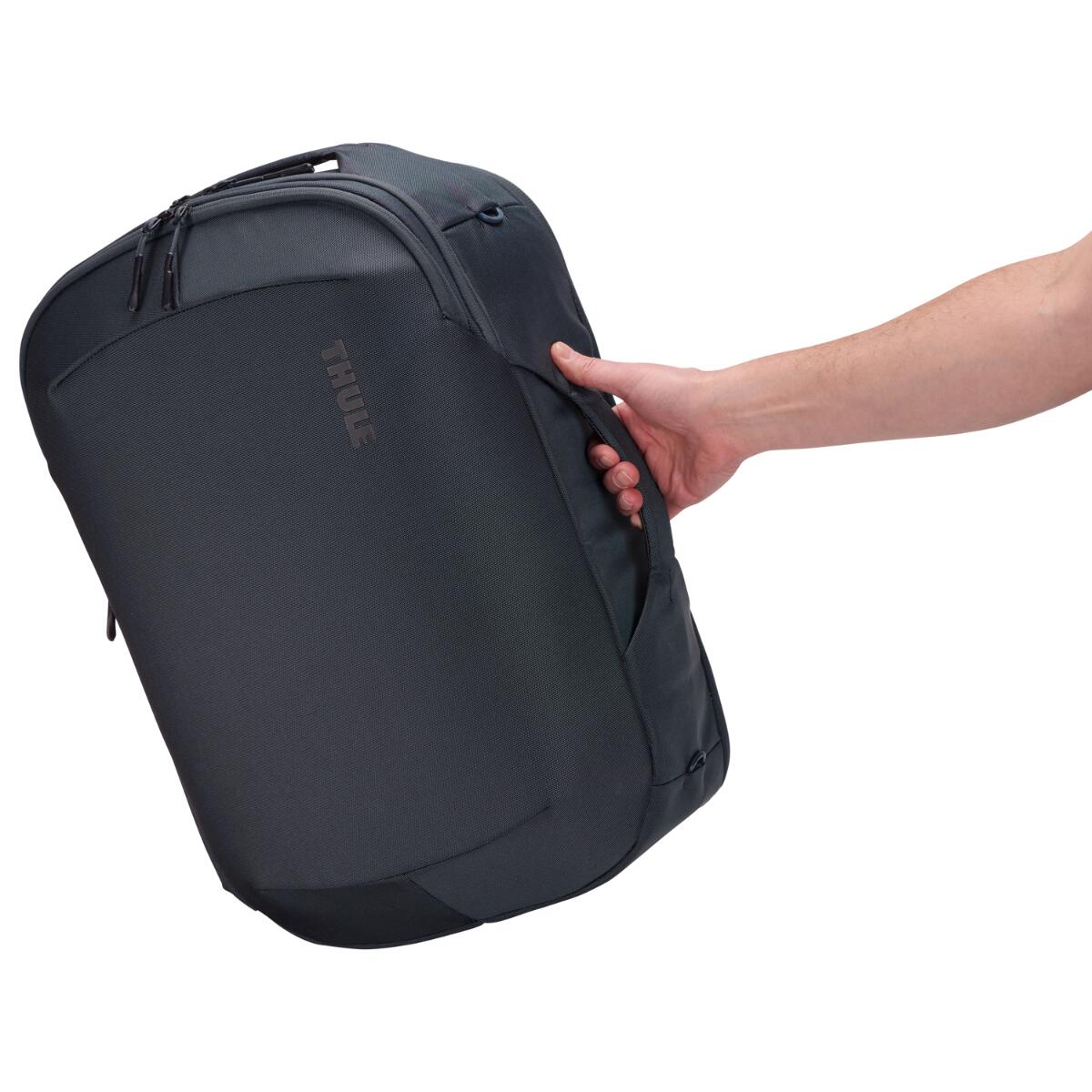 Rucsac de calatorie potrivit pentru un laptop 16" si o tableta de 12.9", 40 L, Negru