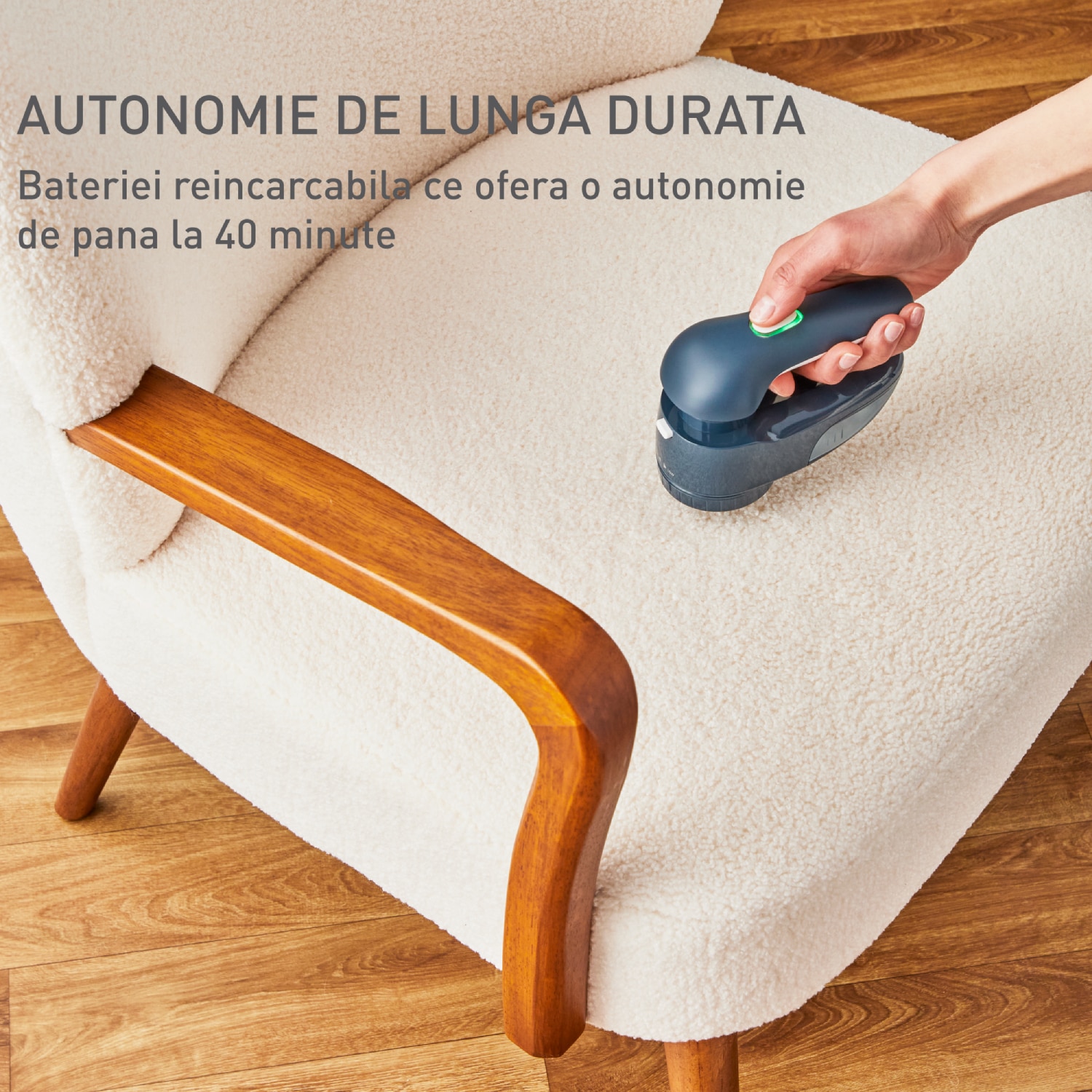 Aparat de curatat scame Tefal JB7002E0, cutit cu 3 lame din inox, 2 inaltimi de taiere, autonomie 40 minute, cablu USB inclus, maner pliabil, perie pentru curatare, albastru