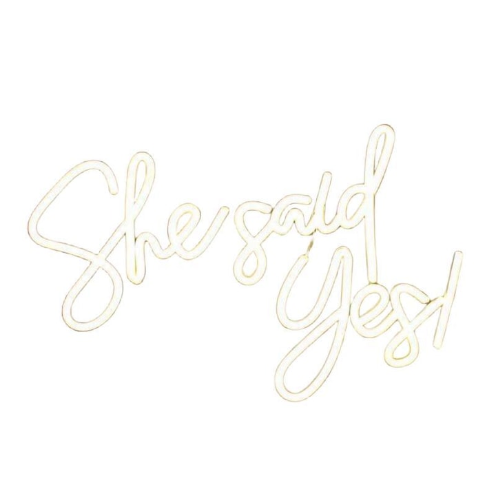 Semn luminos LED, "She Said Yes", decor de perete, fundal transparent, litera de mana, lumina alb cald, 42.5x29.5cm