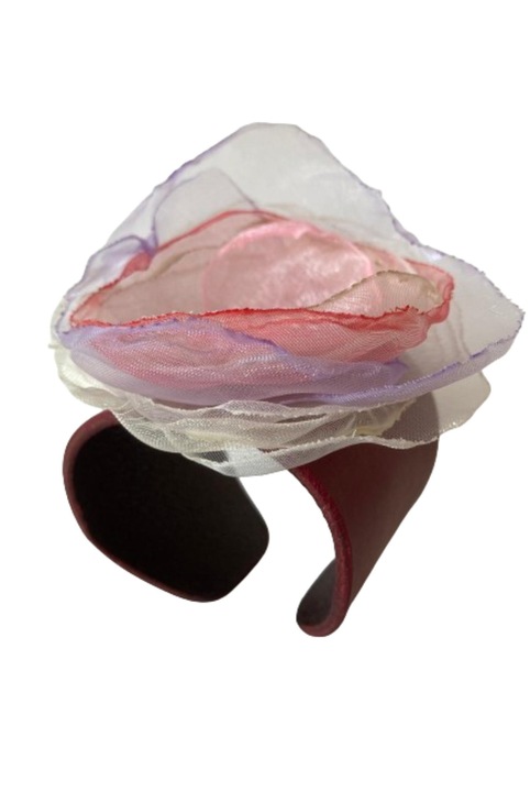 Bratara din piele naturala culoare negru/bordo Le Sorelle, handmade, cu floare organza multicolora