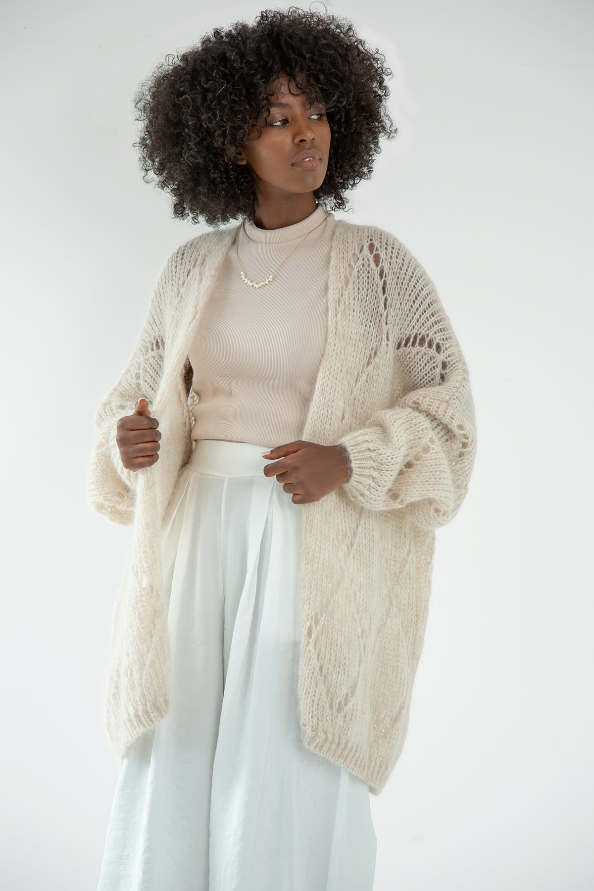 Cardigan dama Fobya F1888, lana alpac/mohair, bej, one size - eMAG.ro