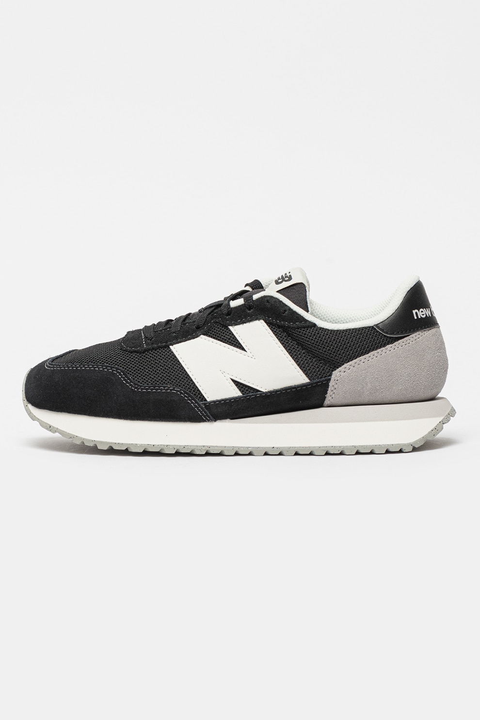 New balance online romania hotsell