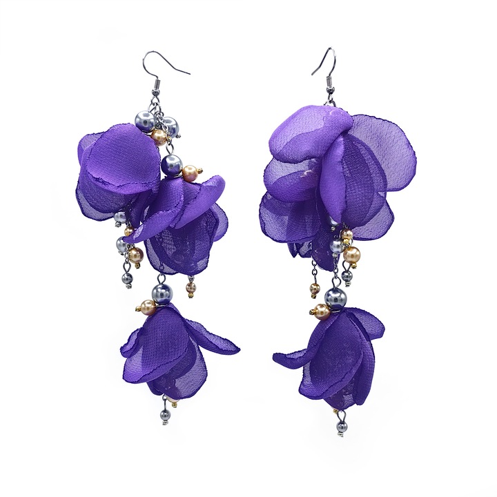 Cercei lungi voluminosi cu flori, Corizmi, Lovely, voal mov, perle si inox