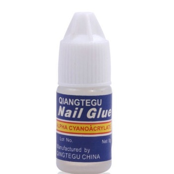Lipici cu picurator, Romance nail glue, 3 grame Lipici cu picurator, Romance nail glue, 3 grame