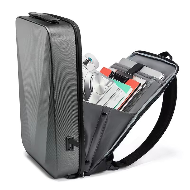Rucsac laptop 15.6" business cu carcasa rigida din material impermeabil EVA, cu cifru antifurt, port de incarcare USB, GETICS, 30x8x45 cm, Negru