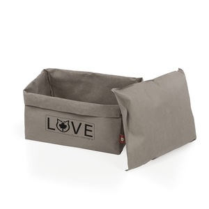 Culcusuri, perne si saltele pentru animale