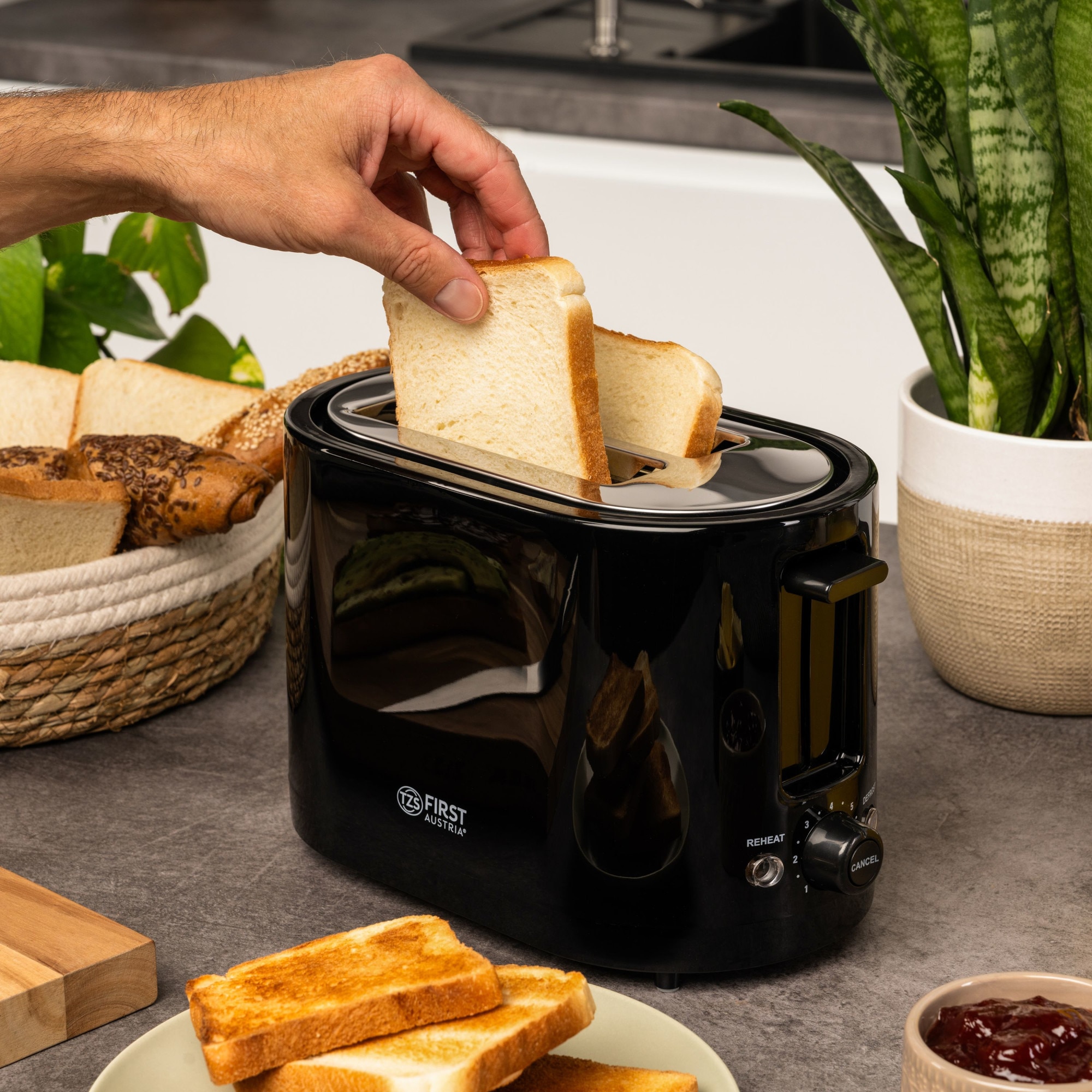 First Toaser Toaster TZS First Austria 2 felii, negru 750W, 7 trepte rumenire ...