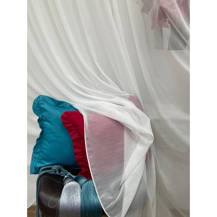 Perdea brodata, calitate premium, culoare ivoire, din colectia Ava by Liz Line, cu rejansa, 500x245cm - PD0015