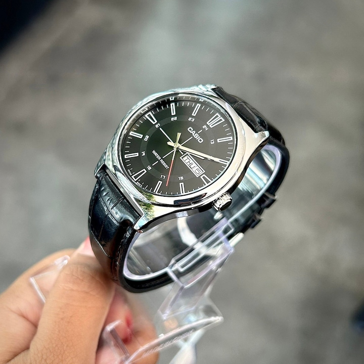 Мъжки часовник Casio MTP-V006L-1C, показващ дата