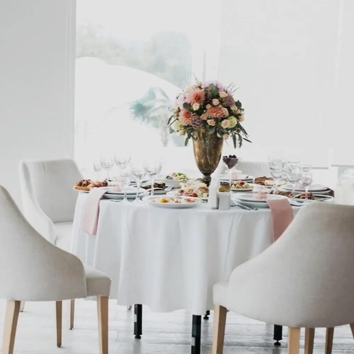 Fata de masa Kotonia Home - rotunda cu diametrul 240 cm, Damasc Saten DeLux, 100% bumbac, alb