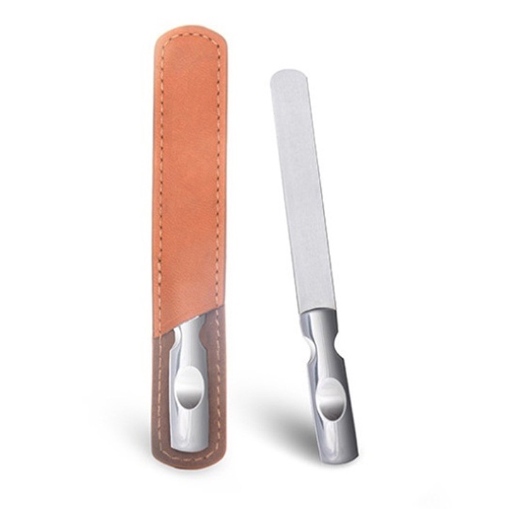 Pila de unghii din otel inoxidabil cu maner antiderapant si carcasa din piele, 9,3 cm