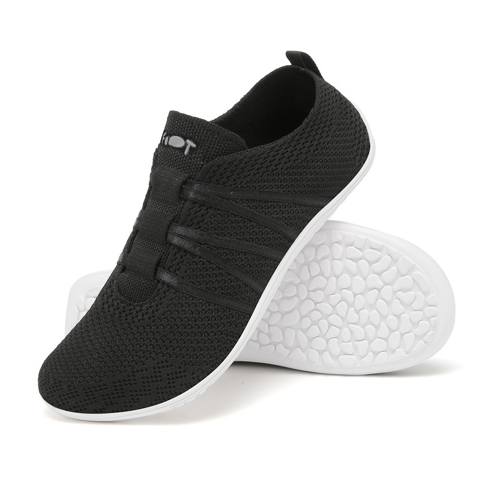 Спортни обувки, гъвкава плетка, равна гумена подметка, бял, Черен