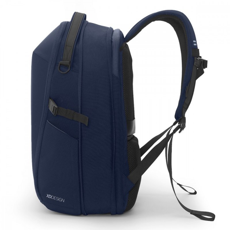 Rucsac XD Design BIZZ, materiale reciclate, extensibil, compartimentat, hidrofob, albastru marin/negru, 47x32x18/26cm