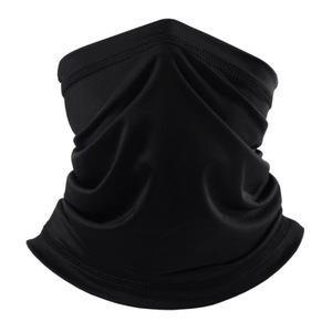 Caciuli sport barbati