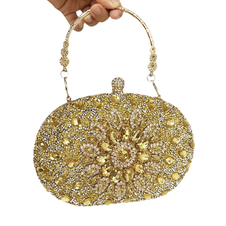 QttvbTna вечерна чанта, модел TW100, с подвижна верижка