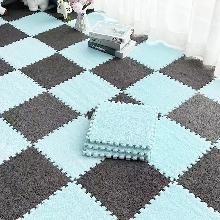 16 db sakk típusú szőnyeg készlet, gyerekszobába, 30 x 30 x 1,5 cm-es darab, 1,2 x 1,2 méter szerelt, textil anyagú, csúszásmentes habszivacs alap, szürke-kék, CLD Care Love Devotion