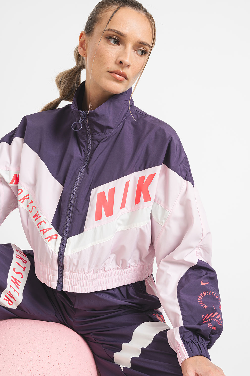 Nike, Jacheta crop supradimensionata - eMAG.ro