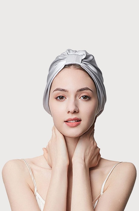 Caciula de dormit pentru femei, 100% matase naturala de dud, 19 Momme, cu benzi elastice fixe, ideal pentru parul protectie pentru dormit, anti alergenica, Anti-Statica, Permeabila la Aer, Argintiu