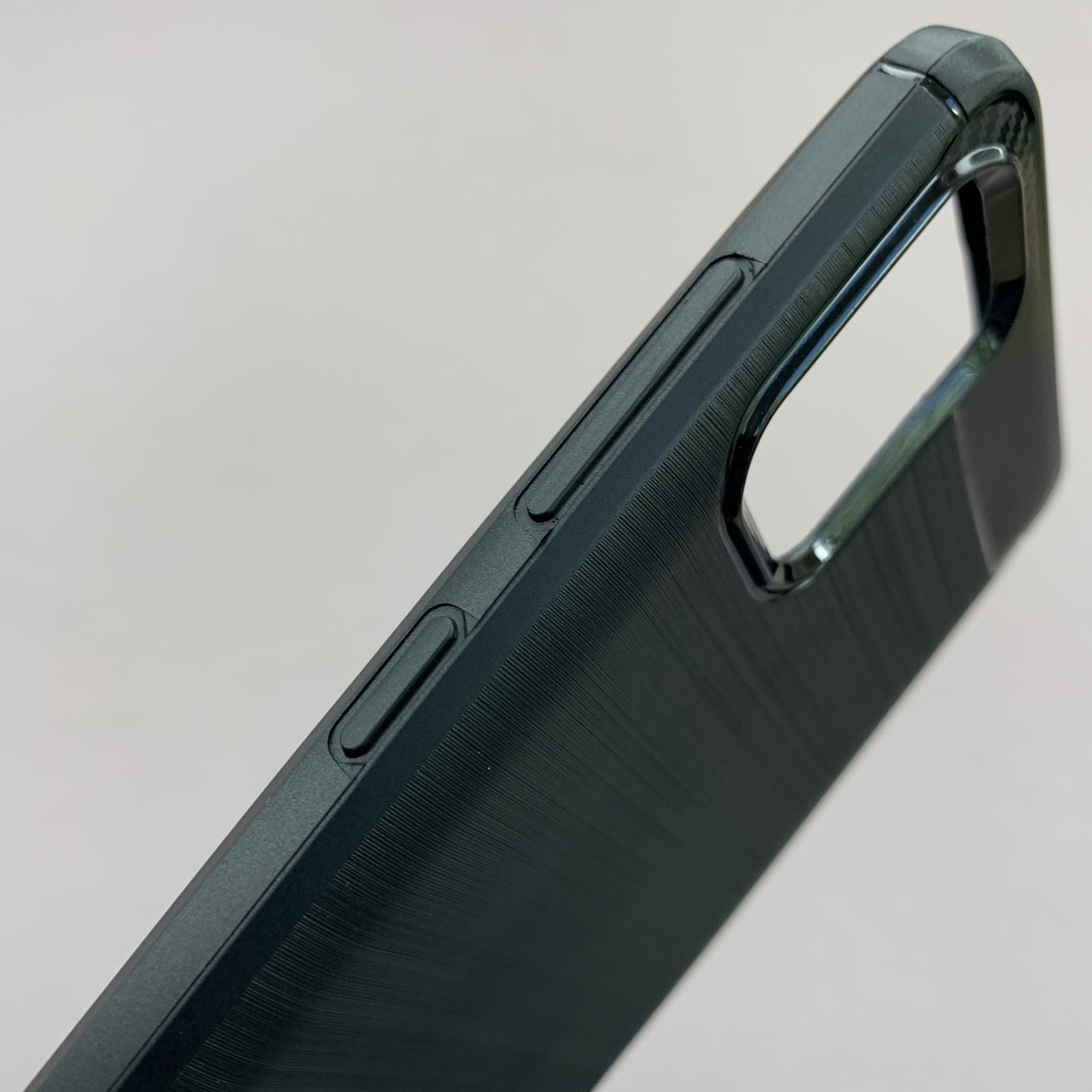 Husa protectie Mat-Tech compatibila cu Samsung Galaxy A51 4G, Textura Carbon, Finisaj Mat, Anti-Shock, Anti-Fingerprint, Rezistenta la impact, Negru