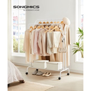 Портманто и стоящи закачалки