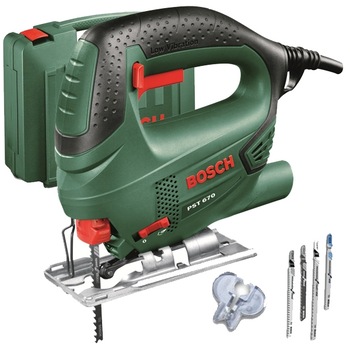 Fierastrau pendular Bosch PST 670, 500 W, 3100 SPM/RPM, 67 mm adancime maxima de taiere + 4 panze + 5 protectii + geanta din plastic Fierastrau pendular Bosch PST 670, 500 W, 3100 SPM/RPM, 67 mm adancime maxima de taiere + 4 panze + 5 protectii + geanta din plastic