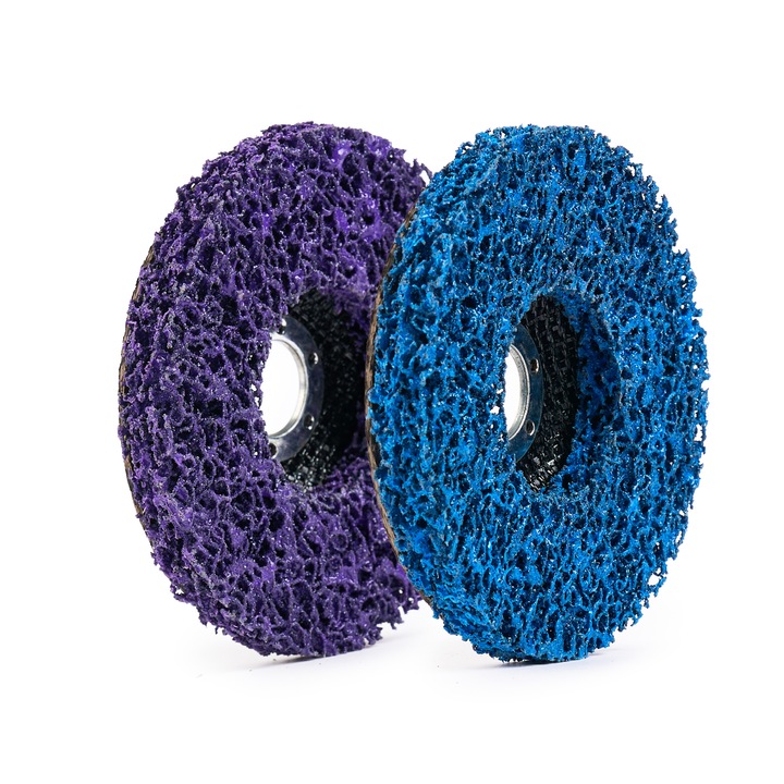 Set 2 Discuri Abrazive Onuvio® 125mm Din Material Netesut pentru Curatat Rugina si Vopsea