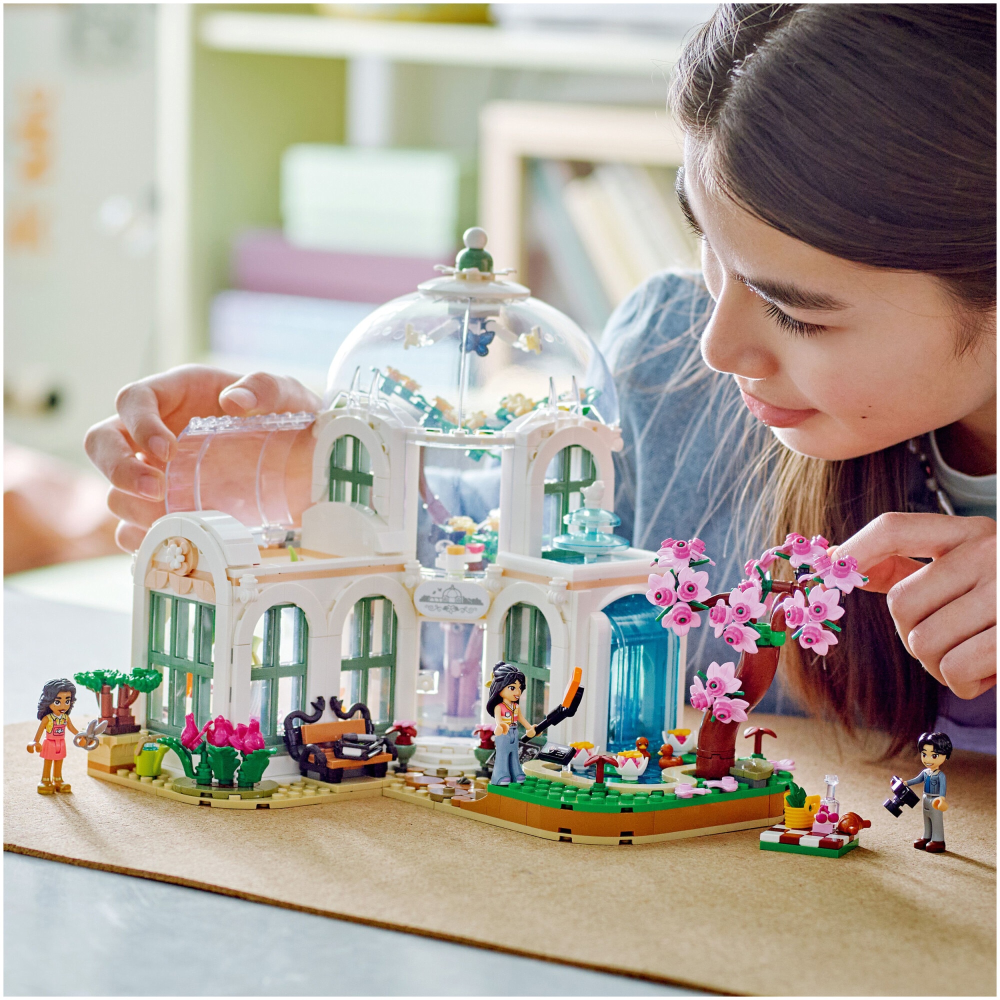 LEGO® Friends - Gradina botanica 41757, 1072 piese - eMAG.ro