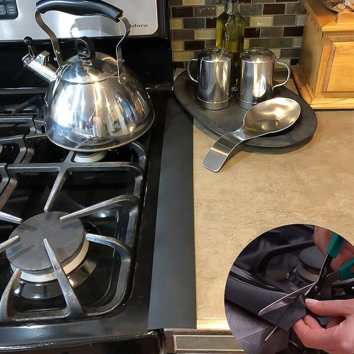 Capac pentru spatiul dintre aragaz si blatul de lucru, Enforose, silicon flexibil, rezistent la caldura, negru mat, set de 2 bucati