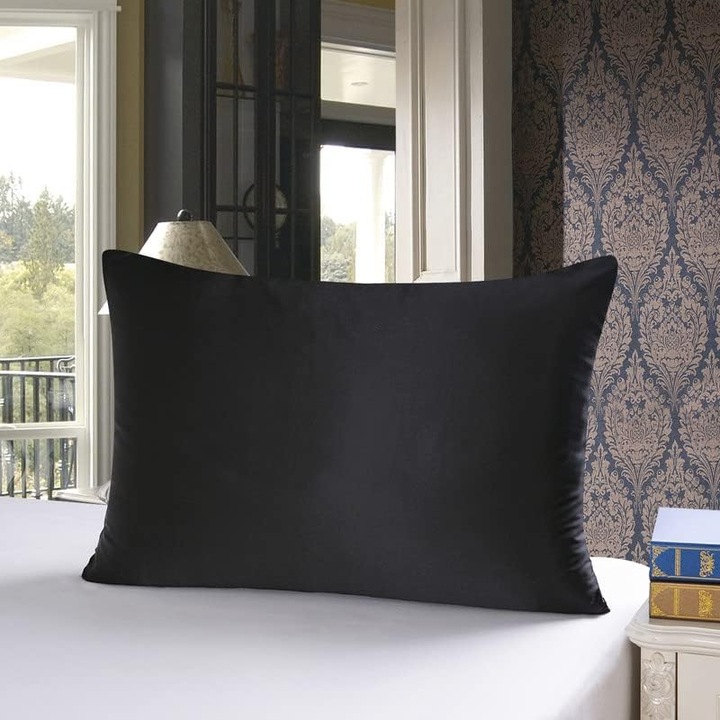 Perna din matase pura AMRINUGL, hipoalergenica, fermitate medie, 100x50cm, cu fermoar ascuns