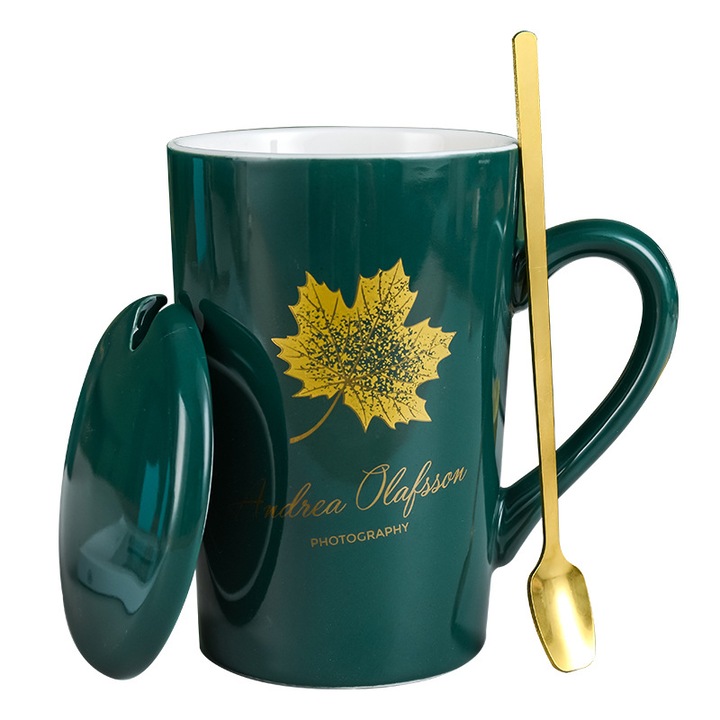 Cana Ceramica Eleganta pentru Ceai/Cafea, Design Verde cu Frunze Aurii, cu Capac si Lingurita, 420ml, in Cutie Cadou