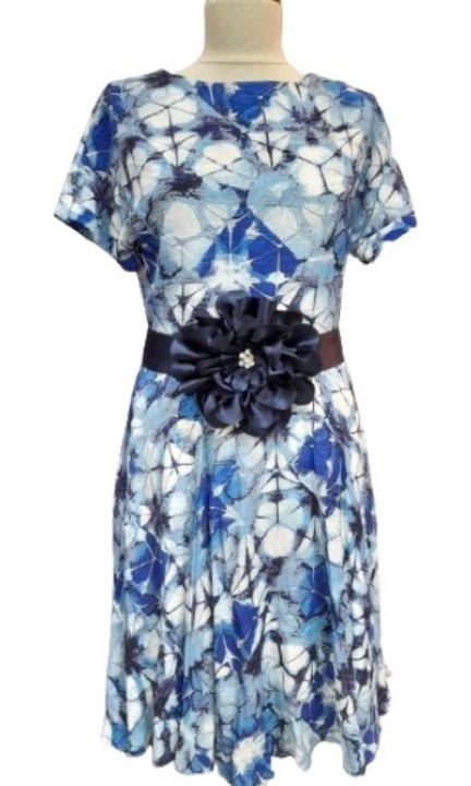 Синя рокля с флорален принт Размер 38