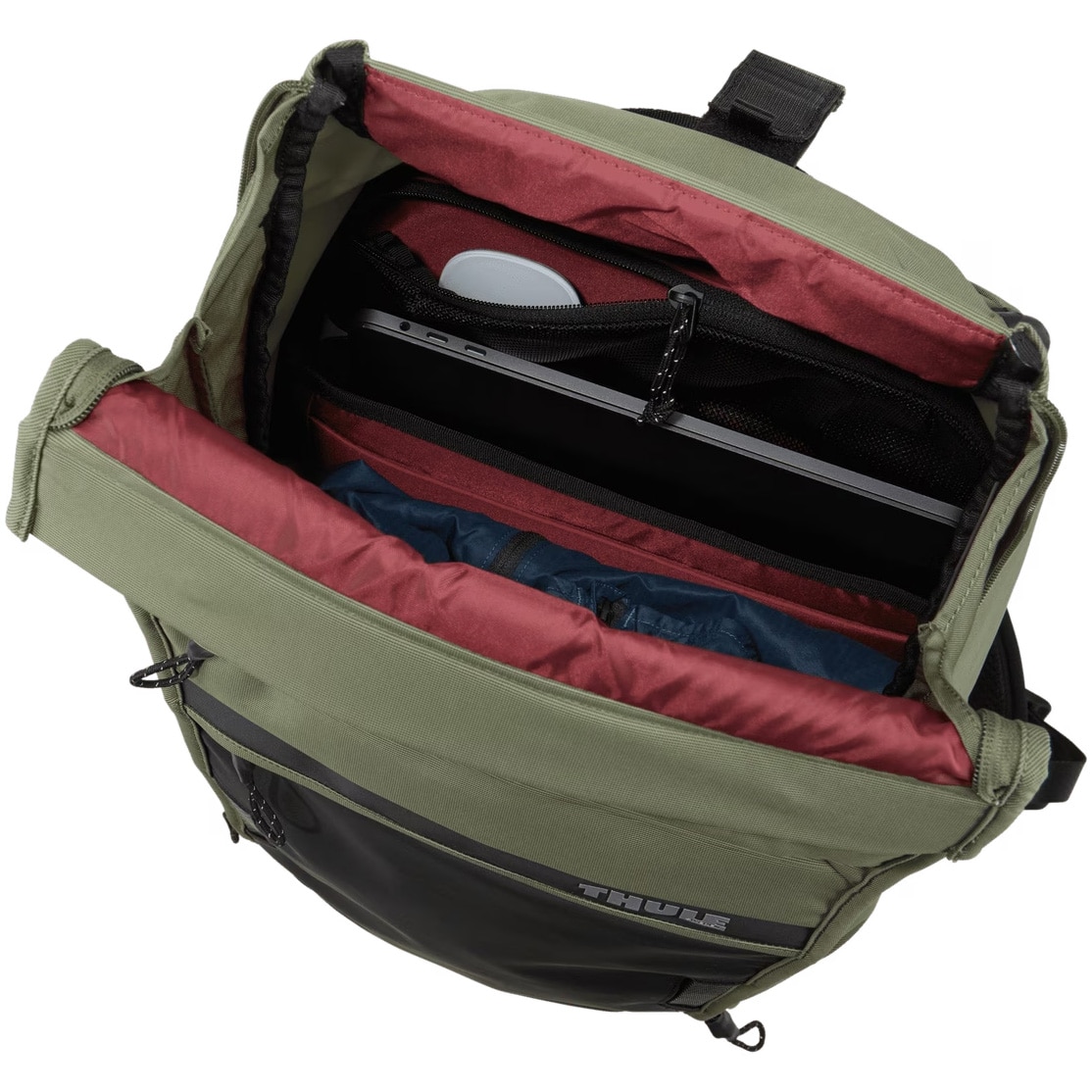 Rucsac Thule Paramount, 18 l, pentru notebook de max. 15.6 inch, 1 compartiment, buzunar frontal x 2, buzunar lateral x 2, waterproof, nylon, olive