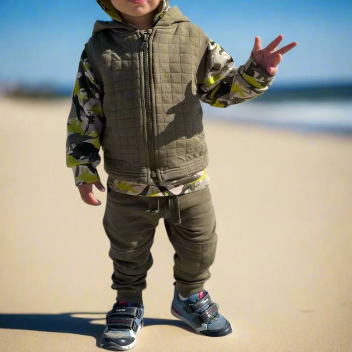 Set 3 piese sport: vesta, bluza si pantaloni PANCO - Dino Jungle, Kaki, pentru baietei, Kaki
