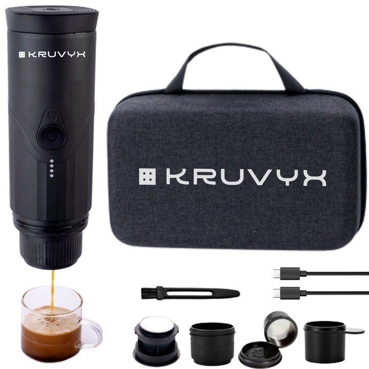 Espressor portabil KRUVYX® Premium, Compatibil cu capsule Nespresso si cafea macinata, Functie de incalzire a apei, Putere de extractie 20 bar,80ml,5V, Acumulator 7500mAh, negru, USB-C, Geanta de transport si Perie curatere incluse