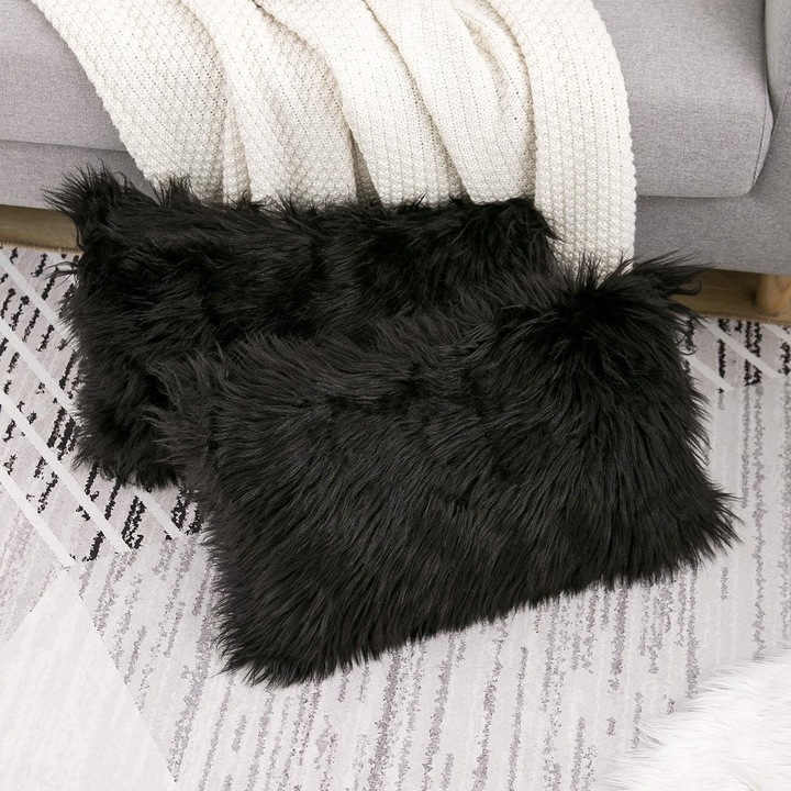 Set de 2 fete de perna decorative pufoase albe, serie noua de lux, stil Merino, blana artificiala, fete de perna patrate pufoase, 45x45 cm, negru